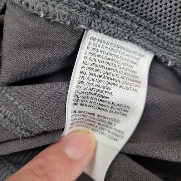 The North Face Womens XL Athletic Shorts Gray Running Gym Fitness Hiking - Picture 6 of 6